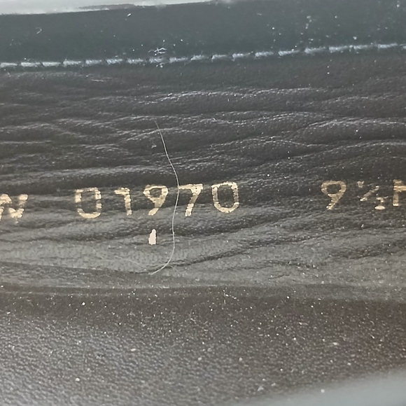 Stuart Weitzman Black Patent Leather and Leopard Calf Hair Loafers | Size 9.5M - Picture 8 of 8